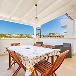 Semesterbostad Blu By Salento Prime